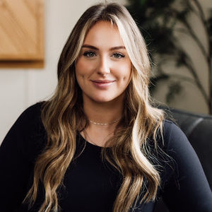 Meet your Posher, Emilie